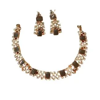 Choker with Earrings