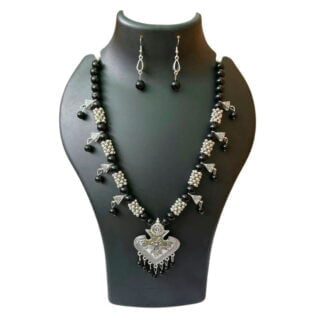 Black & Silver Saree Maala with Earrings