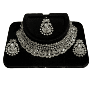 Necklace with Earrings and Tikka