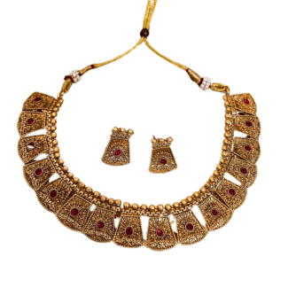 Stunning Gold colored Necklace