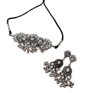 Choker with Black thread & Earrings