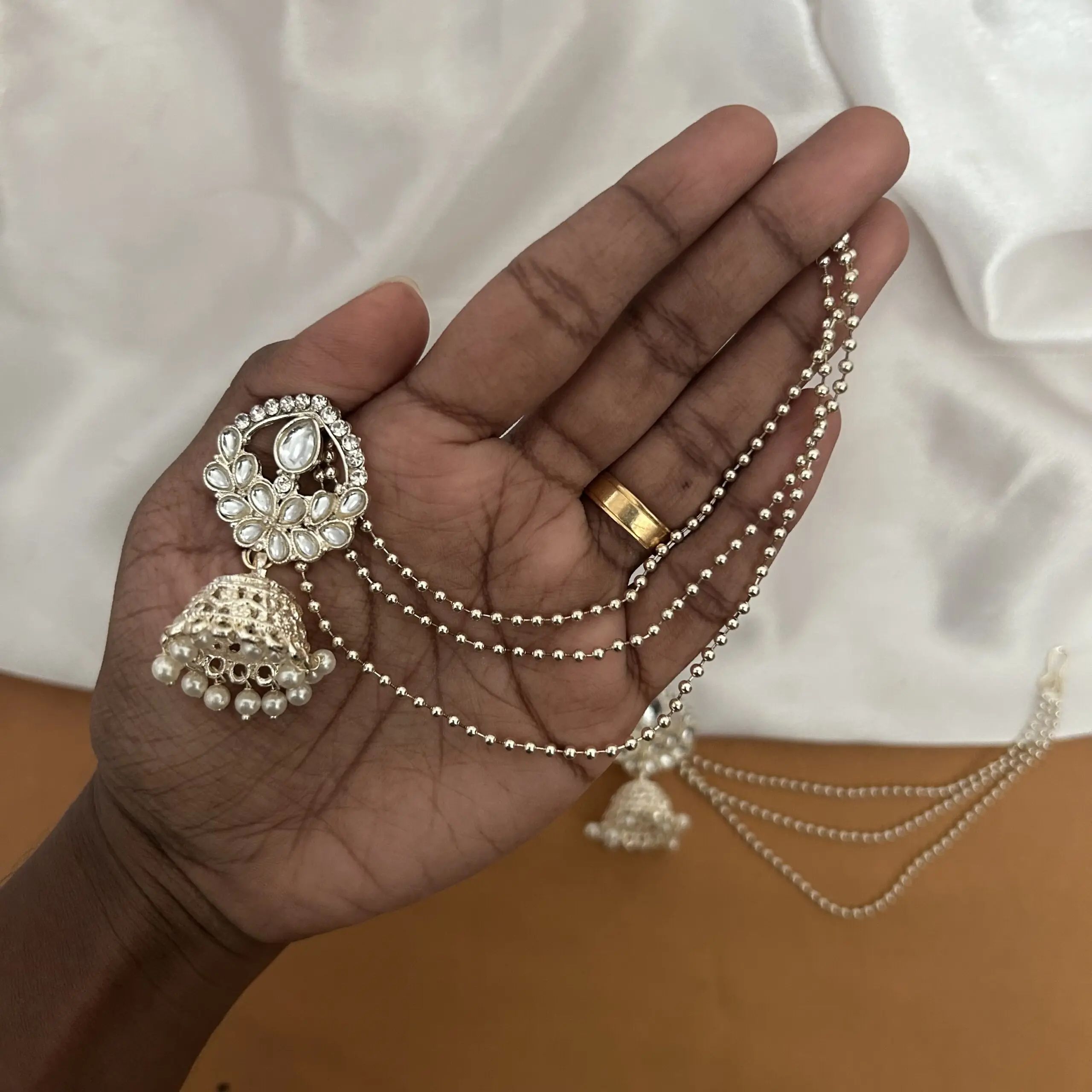 07856eb608e73e123b69fb55b5b854fe