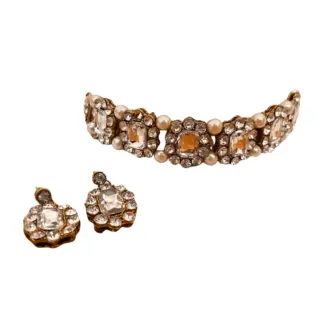 Ethnic White Stone Choker with Earring