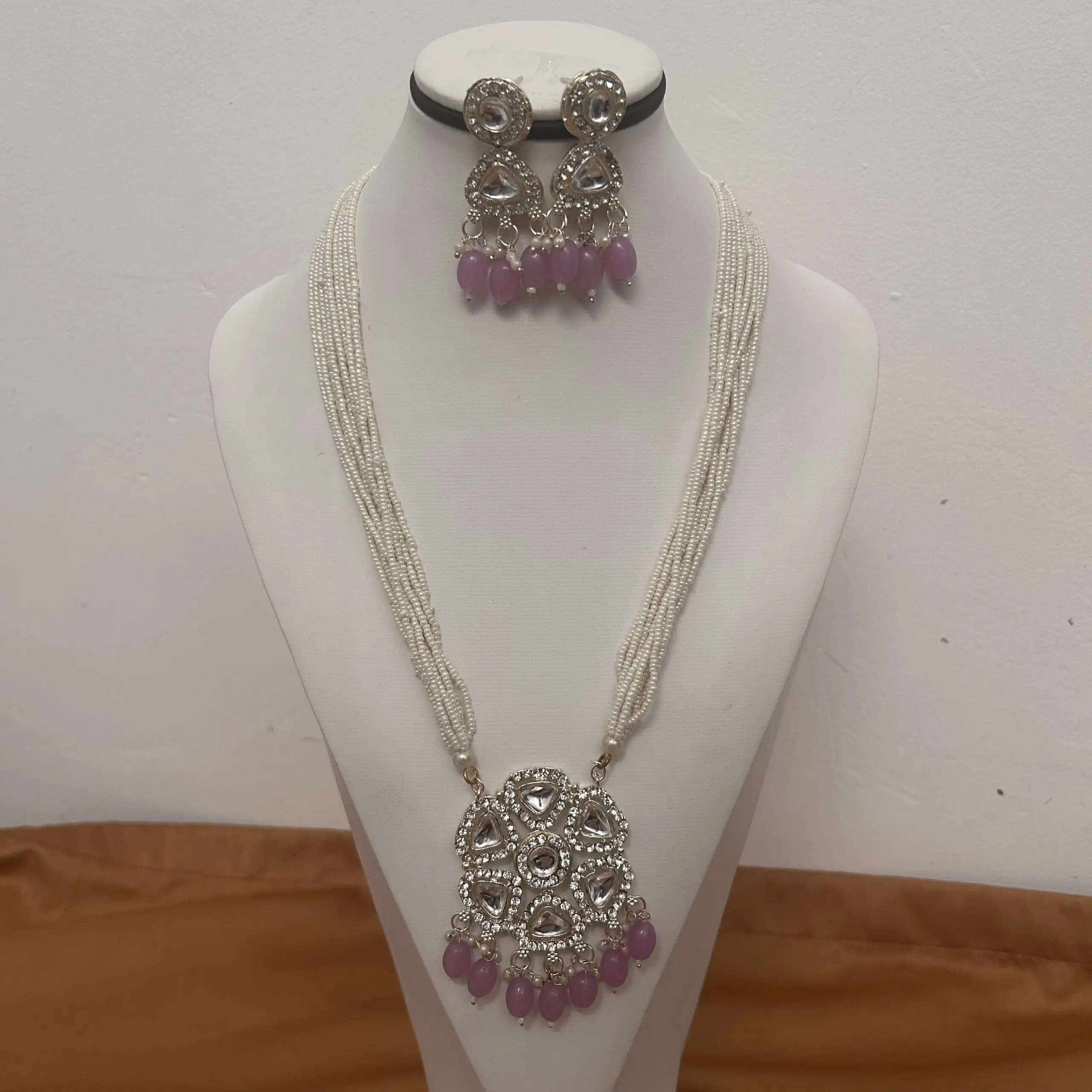 dbc51aeea813b6cef069d768f4b5f7d5