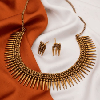 Mulla Mottu Necklace and Earrings