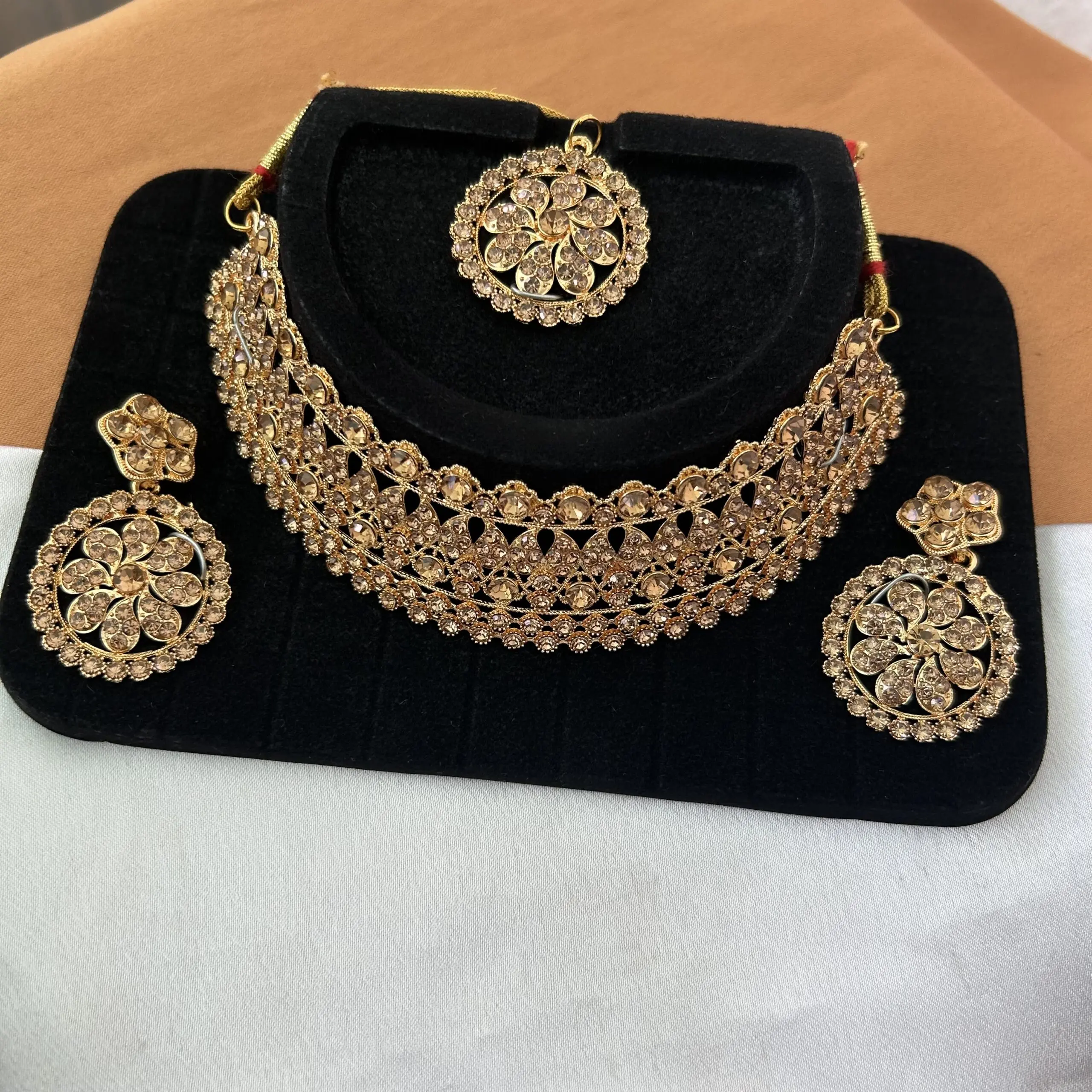 ca74568dd84bdf83fa5b6989104e70d7