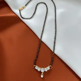 White Stone Mangal Sutra