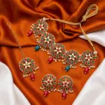 The Rajwada Floral Medallion Choker Set with Maang Tikka