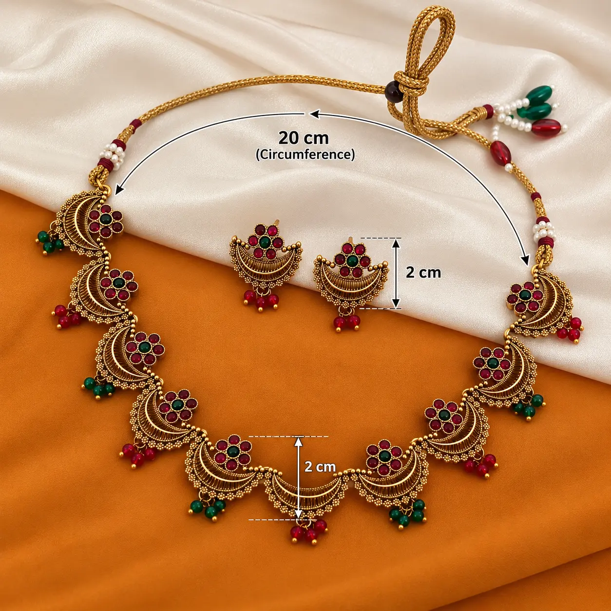 a_clean_product_photo_style_image_on_a_fabric_back.png Trending Antique Gold-Tone Red & Green Choker Set – image 3